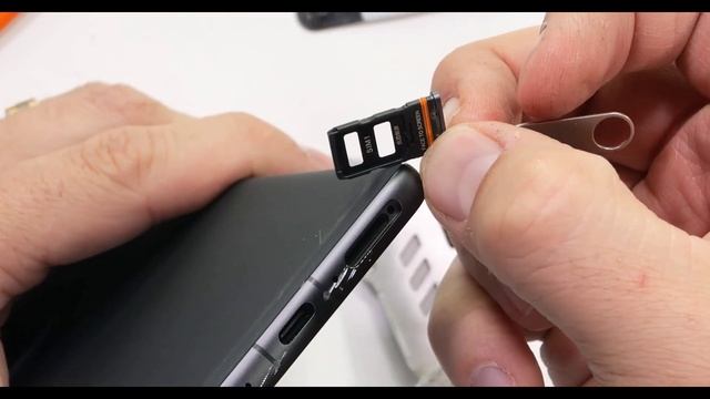 Xiaomi 12 Pro vs OnePlus 10 Pro - JerryRigSuckBigDikEverywhere! смотреть онлайн