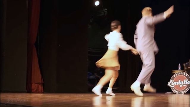 Эльдар Атмурзаев— Ночка Танцуют: Nils & Bianca смотреть онлайн