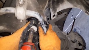 Как заменим переднего болка сайлентблок Audi C-4