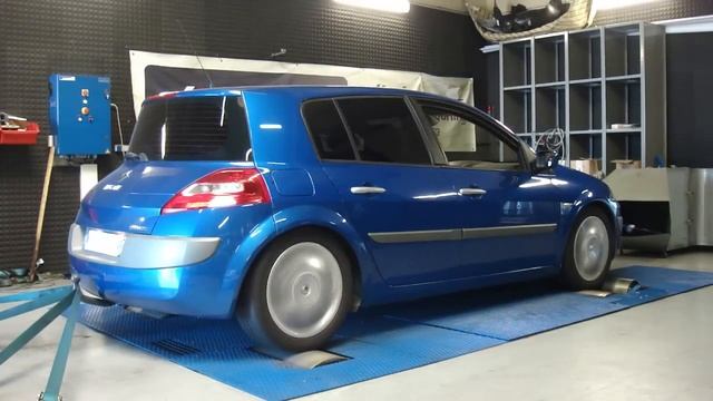 Reprogrammation moteur Renault megane 2 dci 130cv @ 169cv dyno digiservices смотреть онлайн