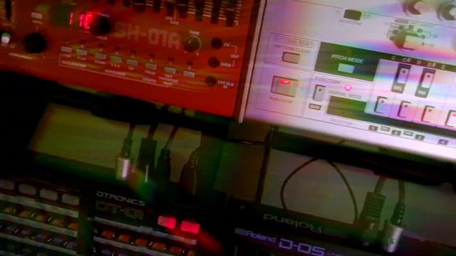 Dawless Jam #9: Raving like it’s 1991! - MPC Live, Roland SH-01a, Yamaha DX21 смотреть онлайн