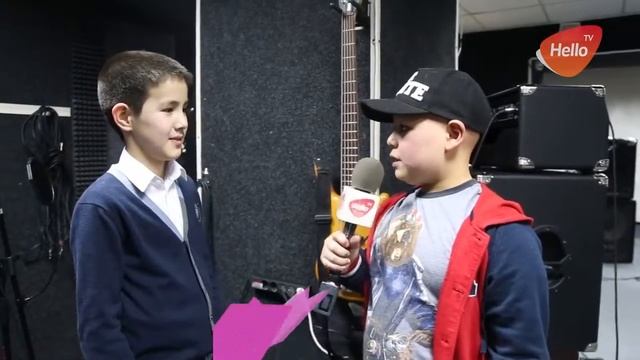 Фотосессия в студии звукозаписи МУЗКОНВЕЙЕР | Это Волгоград, детка | Видео из Волгограда смотреть онлайн