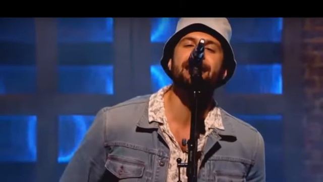 Fonejacker's Kayvan Novak putting his spin on Oasis' Roll With It смотреть онлайн