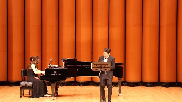 윤태형 클라리넷 독주회 Clarinet Sonata No.1 op.120 - Johannes Brahms смотреть онлайн