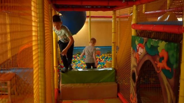 Праздник в Детском развлекательном клубе "Игрушки" смотреть онлайн