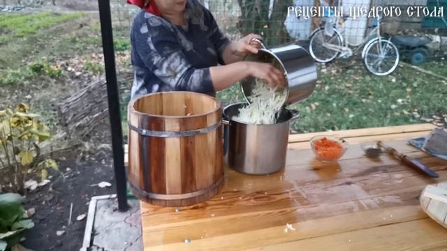 Квашеная капуста Хрустящая, вкусная Рецепт простой Солим солёной водой! смотреть онлайн