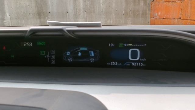 Prius Phv 2017,  спустя год владения
