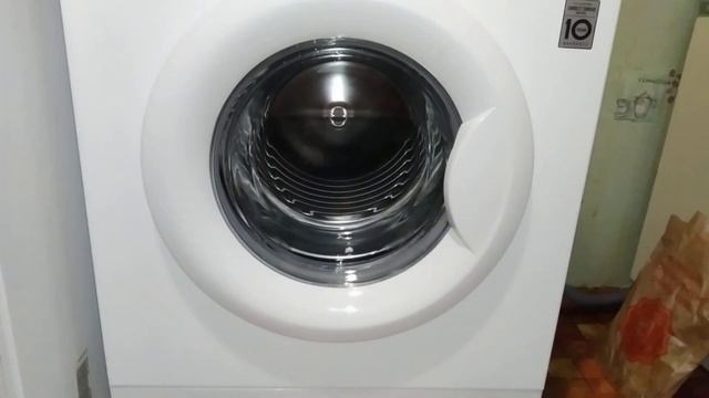 Стиральная машинка LG F80B8LD6. Driect Drive. 5 KG. Отжим на программе Быстро 30. 600 об/мин смотреть онлайн