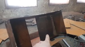 Как создать буржуйку длительного горения из квадратного метра металла