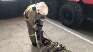 Пожарный ! Петля спасательная - способы применения.