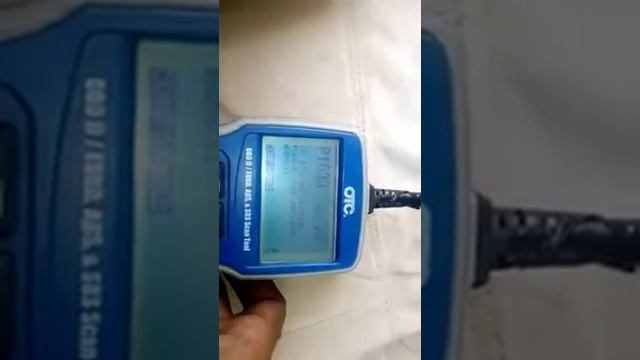 Ford 2007 model scanning with OTC ECU scanner смотреть онлайн