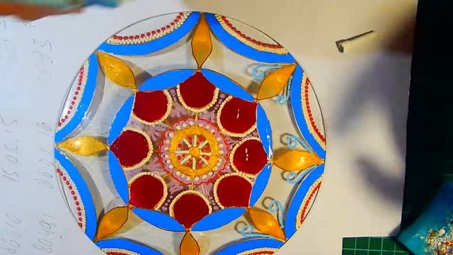 Стеклянная тарелка. Точечная роспись. Акриловая краска. Мастер класс. смотреть онлайн