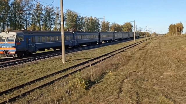 Электропоезд ЭР9м-574 по маршруту Орша-Минск прибывает на ст. Жодино смотреть онлайн