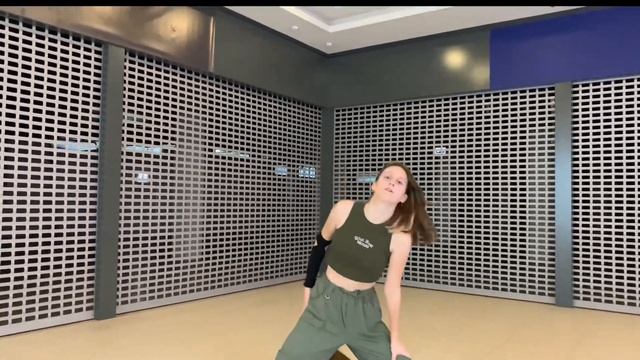 [K-POP IN PUBLIC,ONE TAKE] YEJI & RYUJIN "Break My Heart Myself", dance Cover by Sapphire смотреть онлайн