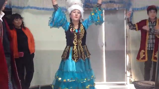 Exquisite Cossack dance смотреть онлайн