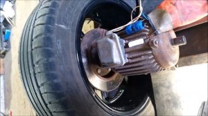 Бьет руль после балансировки