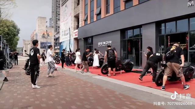 Benda LFC 700 production has been increased. The delivery of pre-ordered units смотреть онлайн