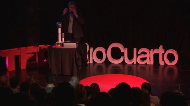 Alumnos de otra dimensión: inmunizados al asombro | César Guazzaroni | TEDxRioCuarto смотреть онлайн