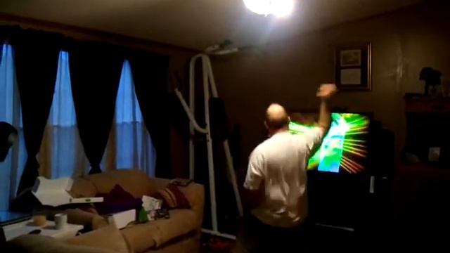 Hubby does Gaga on XBOX 360 kinect смотреть онлайн