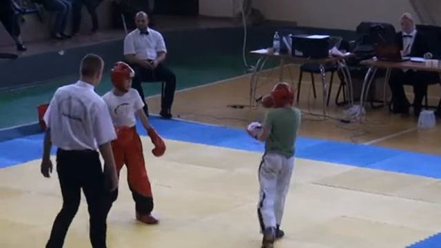 Нестеров Павел 1.2 ЛАЙТ 28.05.15 Кубок Крыма по кикбоксингу WAKO смотреть онлайн