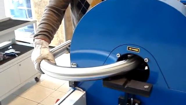 Полировка гнутой трубы круглого сечения на ленточно-шлифовальном станке Gecam 142, Италия | Станке смотреть онлайн