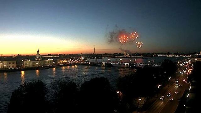 CCTV Санкт-Петербург салют 18 мая 2019 вид фейерверка с Адмиралтейской набережной