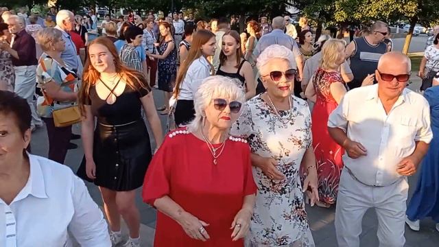 Заплетала косы. 13.08. смотреть онлайн