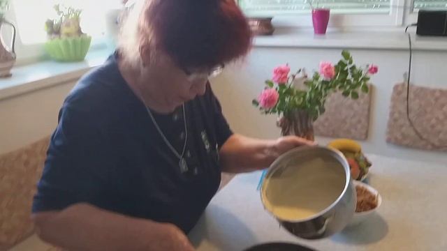 МАМИН ПИРОГ С КАПУСТОЙ смотреть онлайн