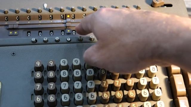 Divide by Zero on the Friden STW10 Mechanical Calculator смотреть онлайн
