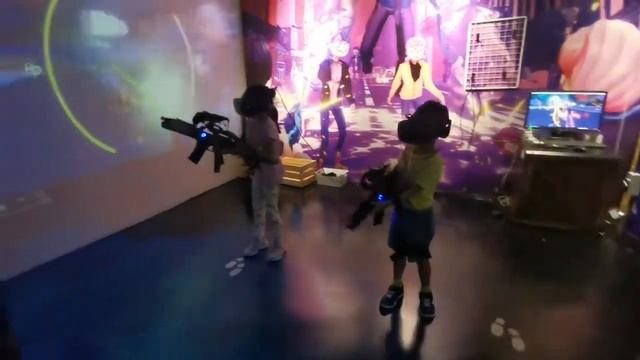 Zombie buster Headrock VR смотреть онлайн