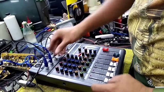 MS-408 4 channel passive audio mixer 16DSP effects смотреть онлайн