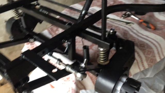 2 часть из 4 «Восстановление детского электромобиля для дочки» смотреть онлайн