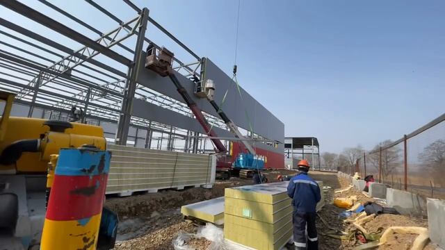 Монтаж сэндвич панелей. Завод по производству метизов. смотреть онлайн