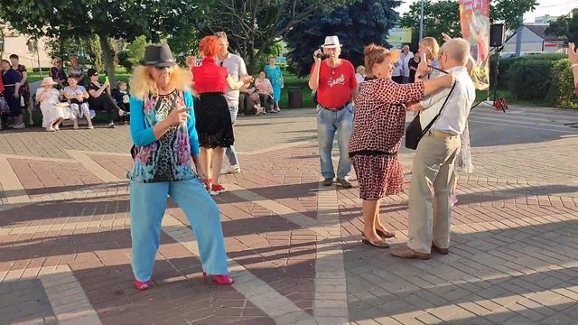 15.07.23г..."ЯГОДА МАЛИНА"...??? звучит в НОВОБЕЛИЦЕ... смотреть онлайн