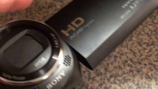 Sony HDR.CX240 Flash Memory Digital Camcorder HANDYCAM 27x Optical Zoom - FAKE SOLD AT TARGET смотреть онлайн