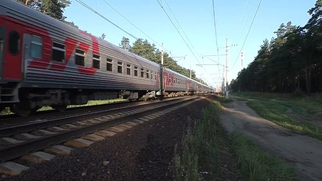 Электровоз ЭП20-038 (ТЧЭ-6) со скорым поездом №042Ч Великий Новгород - Нижний Новгород. смотреть онлайн