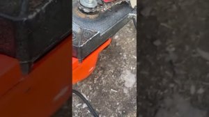 Как открутить шуруп с сорванной крестовиной.