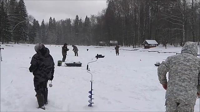 Поставухи сегодня рулят. Клёвое место, Лосиный остров, верхний водоём. смотреть онлайн