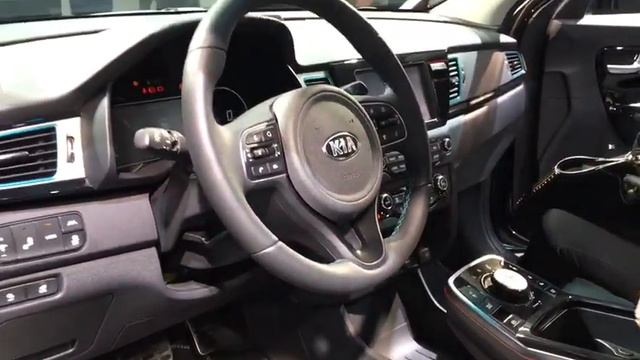 Kia Niro Парижский автосалон 2018 - Обзор Киа Ниро смотреть онлайн