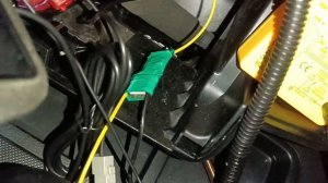 Honda Freed 2012 подключение штатной камеры заднего хода к любой магнитоле :)