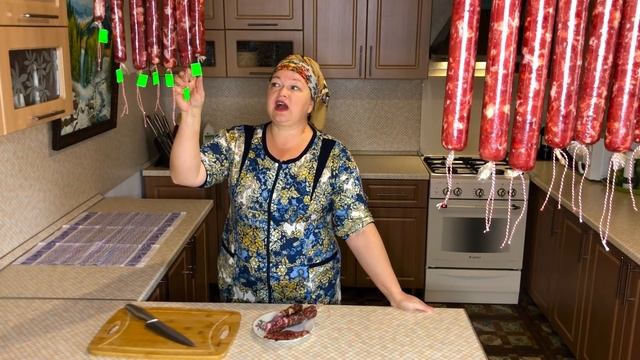 СЫРОВЯЛЕНАЯ КОЛБАСА-САМАЯ ПРОСТАЯ В ПРИГОТОВЛЕНИИ СРЕДИ КОЛБАС! РЕЦЕПТ! смотреть онлайн