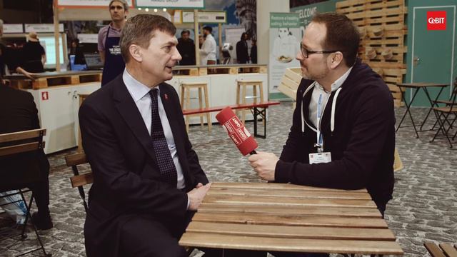 Interview - Andrus Ansip смотреть онлайн
