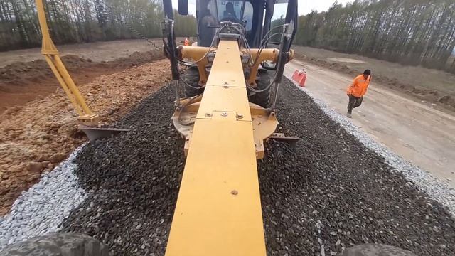 Планировка щебня Автогрейдером с помощью 3D смотреть онлайн
