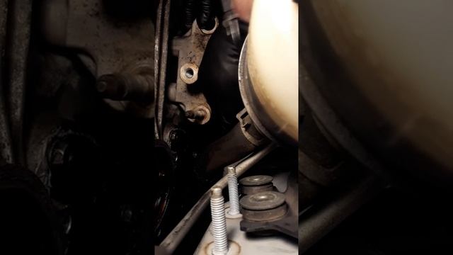 2004 Nissan Murano mount bracket timing смотреть онлайн