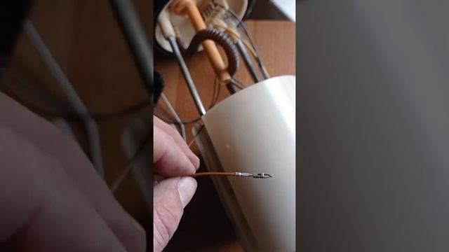 Замена датчика топлива Фольксваген Кадди.Датчик топлива VW Caddy смотреть онлайн