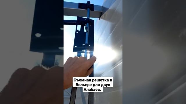 Гараж из сэндвич-панелей с вольером в стиле лофт.