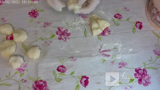 Фарш на чебуреки. Леплю чебуреки. смотреть онлайн