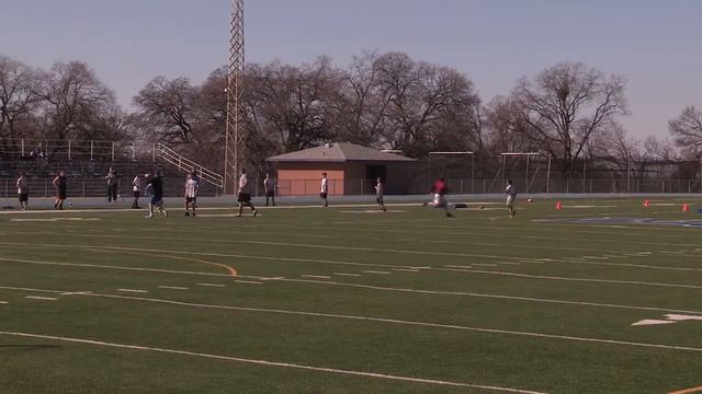 QB and WR Drills from the 2013 Top of the Hill Football Camp by Coach Joseph Volek смотреть онлайн