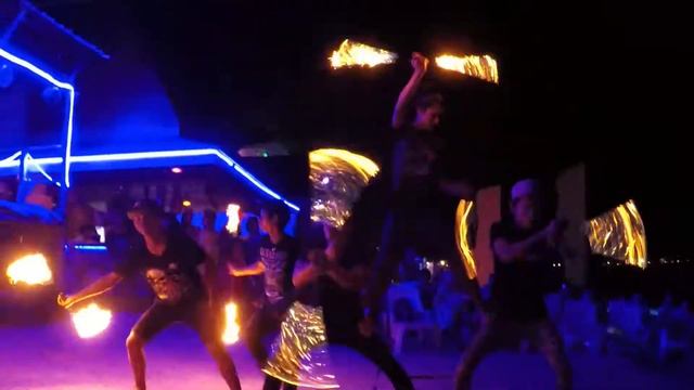 Огненное шоу. Острова Пи-пи Дон смотреть онлайн