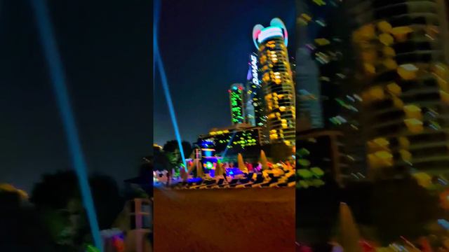 Barasti Beach Dubai #beachlife #barasti #pool #poolclub #poolparty #poolside #poolday #dubailife смотреть онлайн